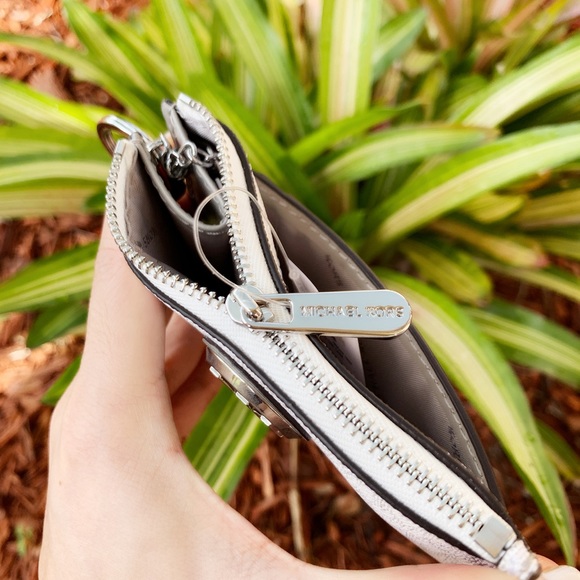 Michael kors key ring card holder wallet white MK - Picture 3 of 3